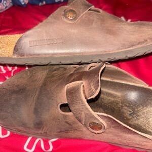 Mocha Birkenstock Boston Clogs